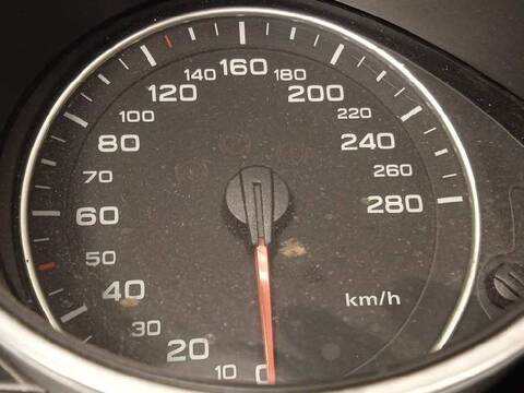 Foto 4ª: Cuadro de Instrumentos Audi A5 2.7 TDI COUPE 190CV 140KW [CGKB] (2009)