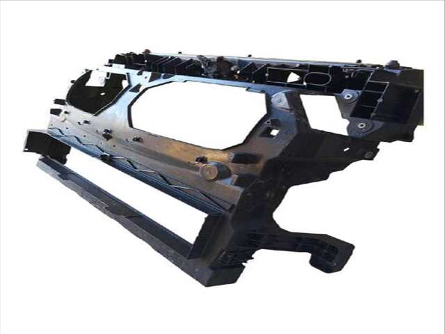 Foto 1ª: Paragolpes Delantero Mercedes Citan 109 CDI 415.703) (2012)