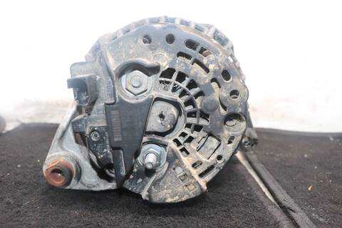 Foto 2ª: Alternador Audi Allroad 2.5 TDI 132KW) 179CV (2000)