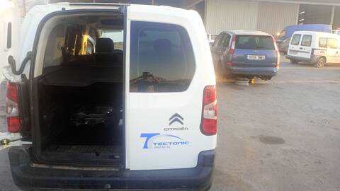 Puerta Trasera Derecha Citroen Berlingo 1.5 BLUEHDI 100 102CV 75KW