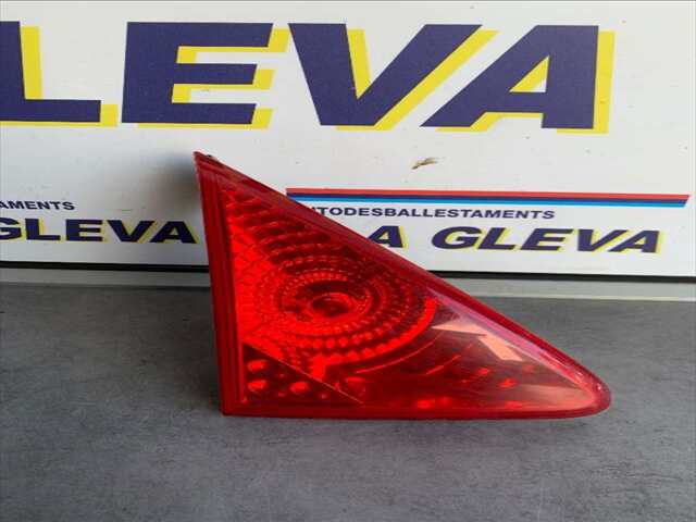 Piloto Portón Izquierdo Peugeot 3008 1.6 HDI 111-114CV 0CV