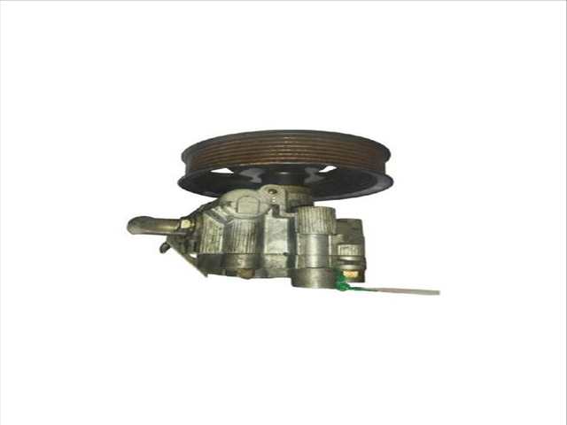 Foto 1ª: Bomba de Direccion Toyota Rav4 2.2 D 4WD ALA30_ ALA30R) (2005)