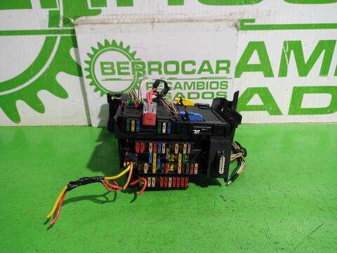 Caja Reles Fusibles Peugeot 206 E-MUSIC BERLINA 75CV 55KW