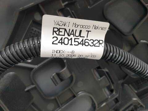 Foto 3ª: Paragolpes Trasero Renault Scenic 170 COMFORT RANGE EVOLUTION