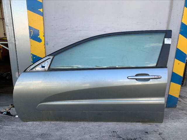 Puerta Delantera Izquierda Toyota Rav4 2.0 D4D