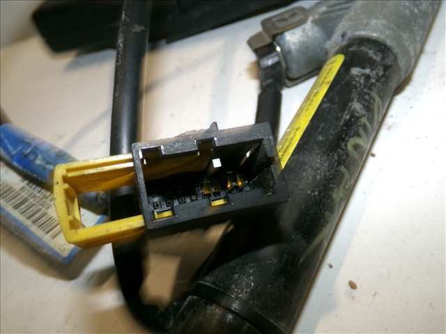 Foto 4ª: Cinturón Delantero Derecho Nissan Kubistar 1.5 DCI 2003-2009 [K9KV7] (2007)