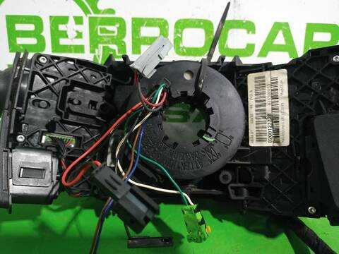 Foto 3ª: Mando Multifuncion Renault Scenic GRAND EMOTION 112CV [K4M812] (2003)