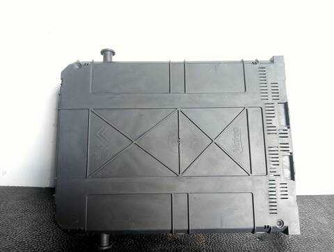 Foto 2ª: Caja Reles Fusibles Citroen C3 1.6 HDI FAP 92CV (2009)