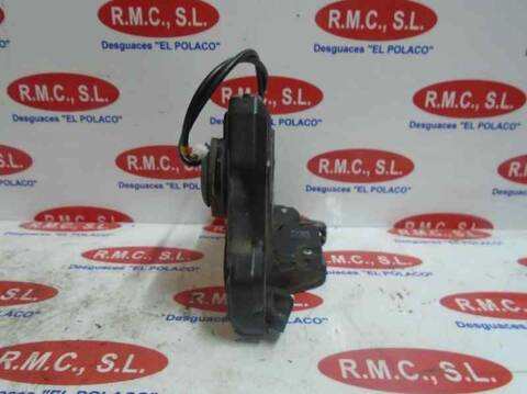 Cerradura Puerta Delantera Derecha Toyota Auris 2.0 D-4D CAT 126CV 93KW
