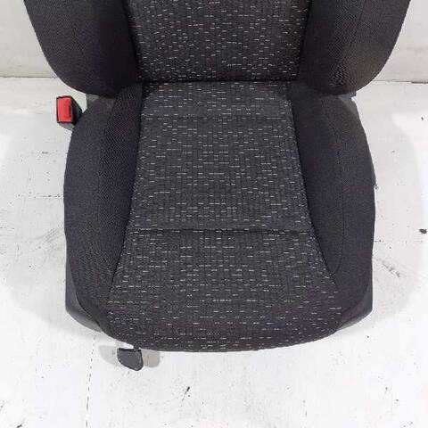 Foto 2ª: Asiento Delantero Izquierdo Mercedes Vito 88CV 65KW (2014)