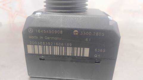 Foto 2ª: Motor de Arranque Mercedes Clase ML 280 3.0 CDI 190CV 140KW W164) 280 CDI 4M EDITION [OM642940] (2006)