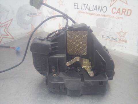 Foto 1ª: Cerradura Puerta Trasera Izquierda Mercedes Clase E 180 BERLINA 224CV 165KW (2002)