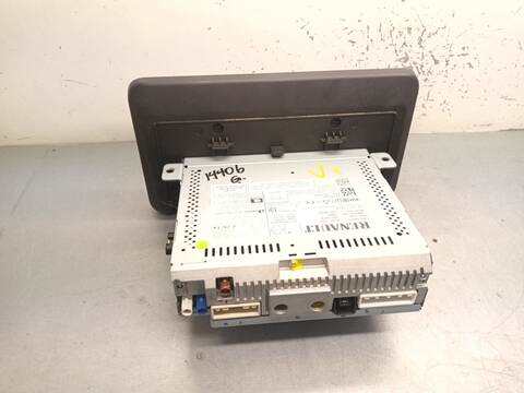 Foto 3ª: Sistema GPS Dacia Sandero CONFORT 67CV 49KW [H4DF480] (2021)