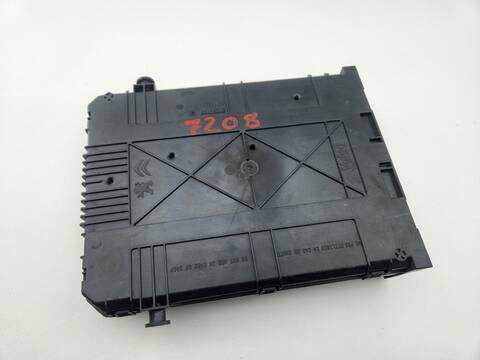 Foto 3ª: Caja Reles Fusibles Peugeot 308 ACTIVE 120CV 88KW [BH01] (2014)