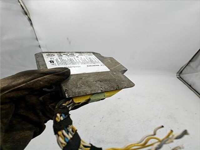 Centralita Airbag Volkswagen Touran 1.9 ADVANCE [1.9 LTR. - 77 KW TDI]