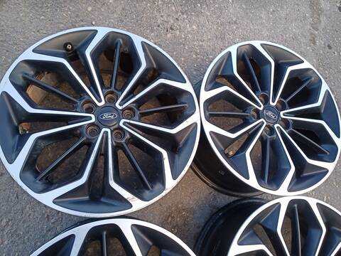 Foto 3ª: Juego LLantas Ford Focus TREND 116CV 85KW [KKDA] (2008)