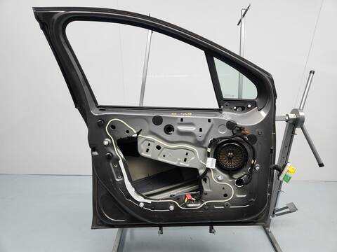 Foto 2ª: Puerta Delantera Izquierda Peugeot 208 TECH EDITION 102CV 75KW [YH01] (2019)