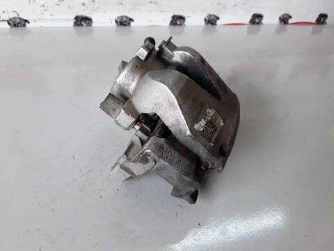 Foto 3ª: Pinza Freno Delantera Derecho Audi A4 ADVANCED EDITION 150CV (2015)