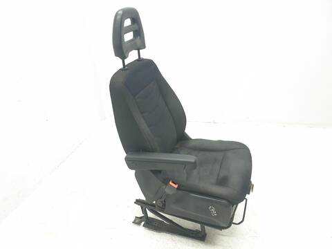 Foto 2ª: Asiento Delantero Izquierdo Iveco Daily 3.0 D 170CV [F1CGL411B] (2011)