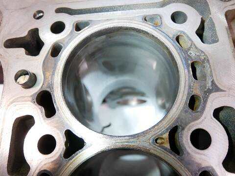 Bloque Motor Ford Transit 130 CV 96KW