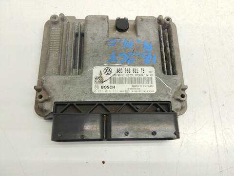 Foto 1ª: Centralita Motor ECU Skoda Octavia ACTIVE BERLINA 105CV 77KW [BXE] (2010)