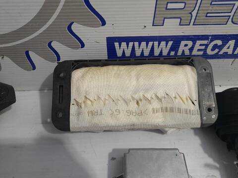 Foto 2ª: Kit Airbag Mercedes Clase E 180 2.1 CDI CAT AUT. 170CV [OM651924] (2009)