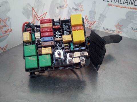 Caja Reles Fusibles Peugeot 308 STYLE 120CV 88KW