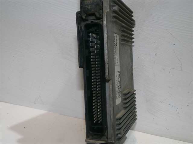 Foto 3ª: Centralita Motor ECU Renault Megane 1.6 G 1996-1998 [K7M] (1998)