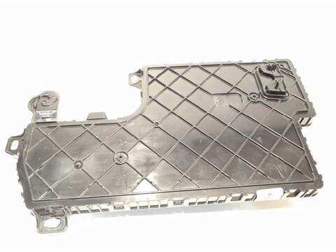 Foto 4ª: Caja Reles Fusibles Tesla Model 3 388CV 285KW (2020)