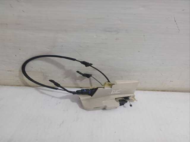 Foto 2ª: Cerradura Puerta Delantera Izquierda Volkswagen Polo 1.9 SDI 64CV [ASY] (2001)