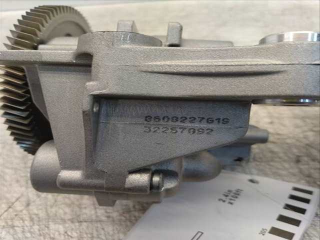 Foto 2ª: Bomba de Aceite Volvo XC 40 163 CV 120KW [B3154T7 B31] (2020)