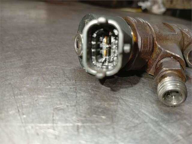 Foto 2ª: Inyectores Volvo V70 1.6 D [D 4164 T]