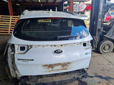 Portón Kia Sportage BUSINESS 2WD 116CV 85KW