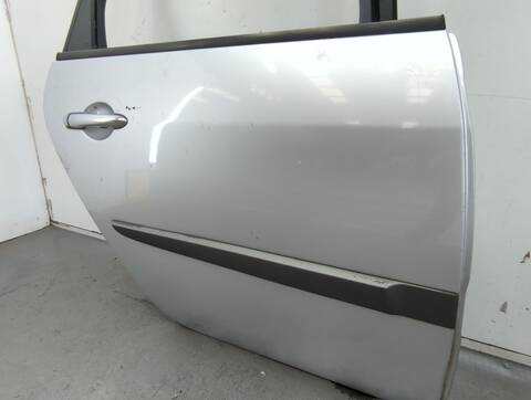 Foto 3ª: Puerta Trasera Derecha Renault Scenic 1.9 DCI JM0G JM12 JM1G JM2C) 120CV 88KW JM0/1_) [F9Q812] (2005)