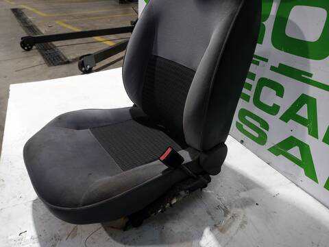 Foto 2ª: Asiento Delantero Derecho Citroen Xsara 1.6 16V SATISFACTION BERLINA 109CV 80KW [NFUTU5JP4] (2004)