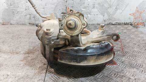 Foto 3ª: Mangueta Delantera Izquierda Nissan Terrano SLX 3-PTAS.) 101CV 74KW [TD27 TURBO] (1994)