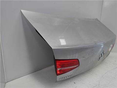 Foto 2ª: Portón Volkswagen Passat 2.0 EDITION BMT BERLINA 150CV 110KW [CRL] (2016)