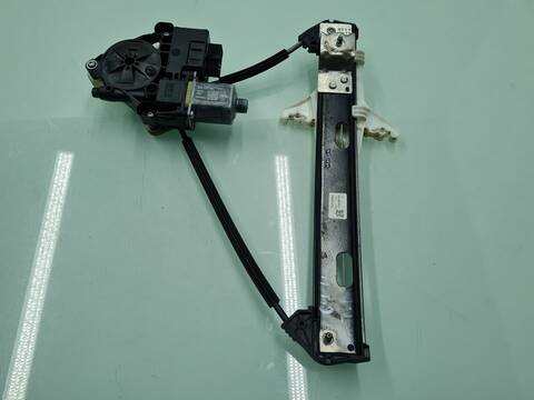 Elevalunas Manual Trasero Izquierdo Volkswagen Polo ADVANCE 95CV 70KW