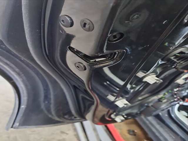 Cerradura Puerta Trasera Izquierda Porsche Macan GTS 95BBL1) 380CV 280KW