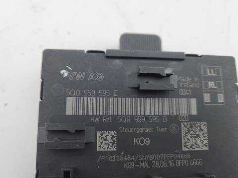 Foto 2ª: Centralita Motor ECU Volkswagen Touran SPORT BMT 150CV 110KW [DFGA] (2016)