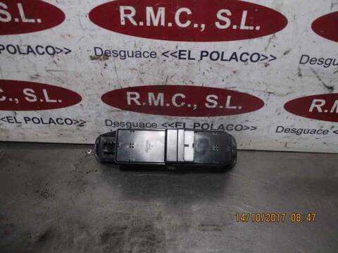 Foto 3ª: Botonera Elevalunas Hyundai Accent 1.3 CAT 84CV 62KW [4EA] (2003)