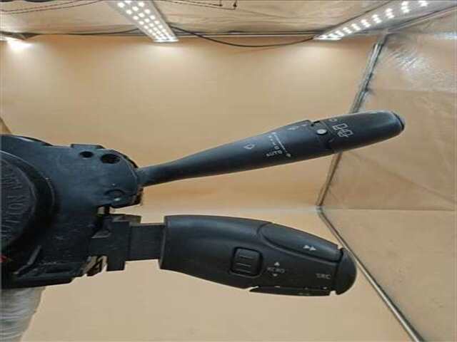 Foto 3ª: Mando Multifuncion Peugeot 307 1.6 XS [1.6 LTR. - 80 KW 16V CAT (NFU - TU5JP4)] [NFU / TU5JP4]