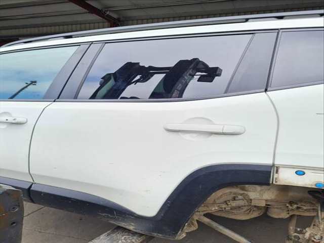 Puerta Trasera Izquierda Jeep Renegade LIMITED 4X4 170CV 125KW