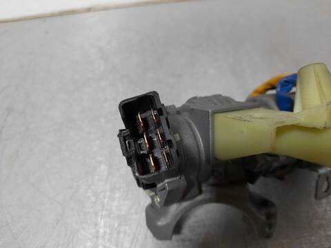 Foto 3ª: Motor de Arranque Kia Carens BASIC 116CV 85KW [D4FD] (2016)