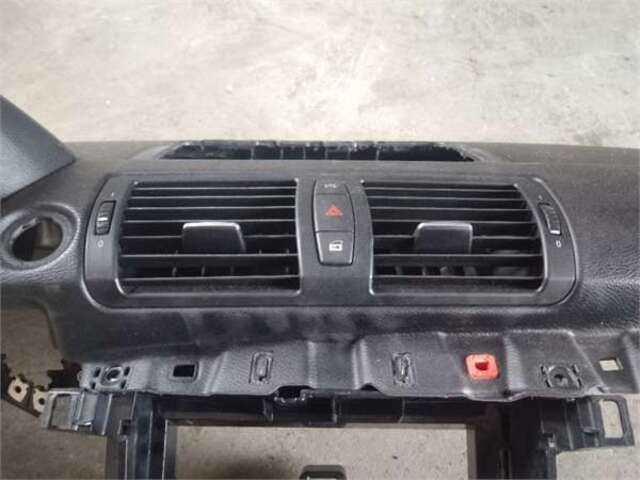Foto 3ª: Salpicadero Bmw Serie 1 114 2.0 120D [2.0 LTR. - 130 KW TURBODIESEL CAT] [N47 D20 C]