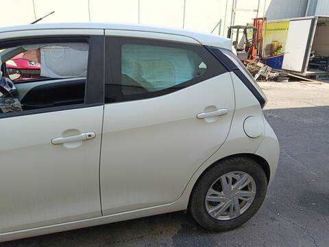 Puerta Trasera Izquierda Toyota Aygo 1KR
