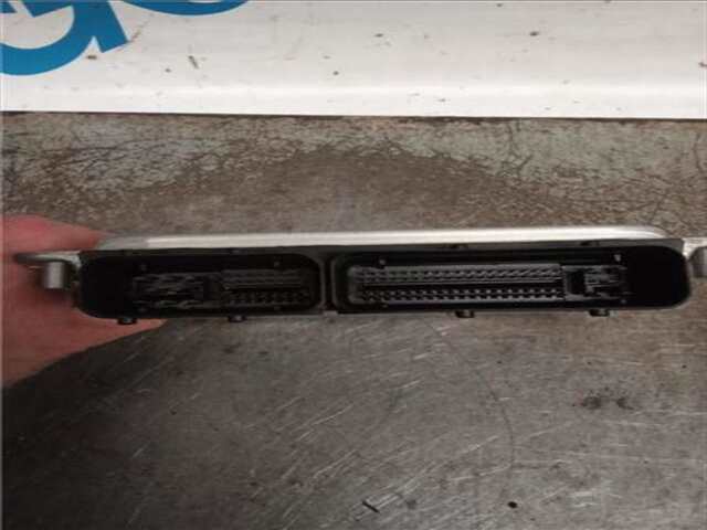 Foto 2ª: Centralita Motor ECU Volkswagen Passat 1.9 TDI [AJM]