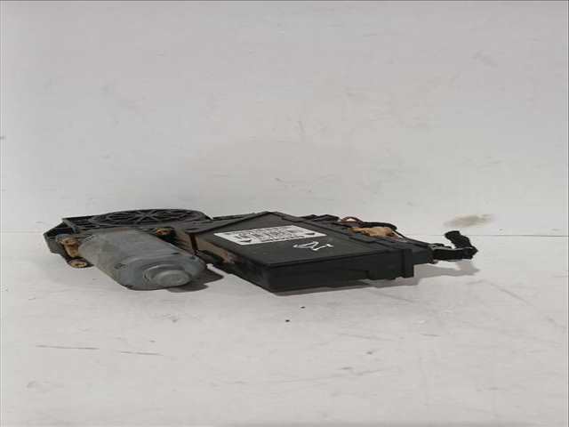 Foto 3ª: Elevalunas Eléctrico Delantero Izquierdo Audi A4 1.9 TDI 130CV [AVF AWX] (2000)