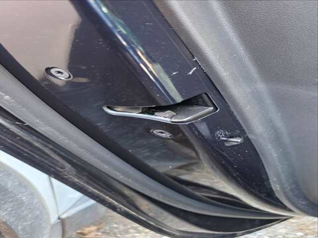 Foto 2ª: Cerradura Puerta Trasera Izquierda Opel Insignia INNOVATION 165CV 121KW (2017)