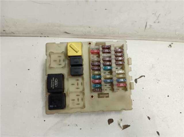 Foto 2ª: Caja Reles Fusibles Ford Focus 1.6 16V [FYDA]